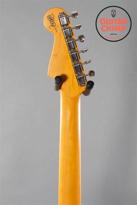 2011 Fender Artist Series John Mayer Stratocaster Sunburst | Guitar Chimp