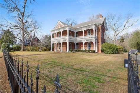 Fairburn, GA Historic Home for Sale on NW Broad Street