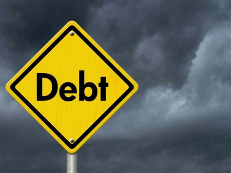 [Updated 2021] Warning Signs You Have A Debt Problem