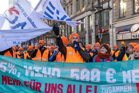 Photos: 'Mega-strike' disrupts travel in Germany | News-photos – Gulf News