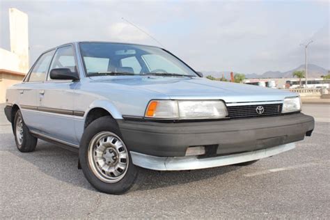 1990 TOYOTA CAMRY LOW MILAGE ONE OWNER MINT CONDITIONS --- NO RESERVE ...