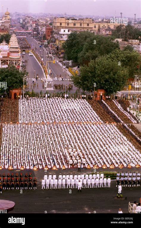 Republic day parade hi-res stock photography and images - Alamy