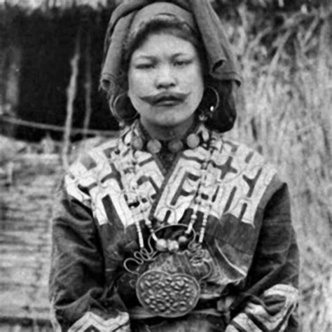 Tattoo History: The Tattooed Ainu Women of Japan • Tattoodo