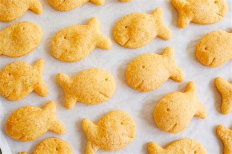 4-Ingredient Homemade Goldfish Crackers | Bigger Bolder Baking