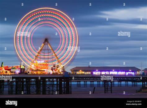 The Ferris Wheel on the Central Pier, Blackpool, Lancashire, England ...