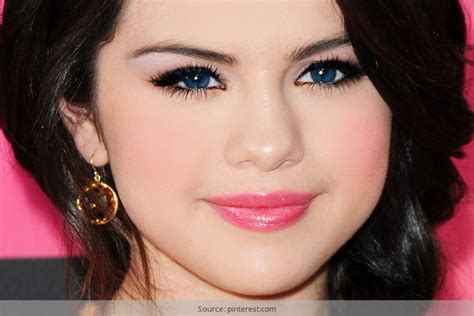 Selena Gomez Makeup Tutorial