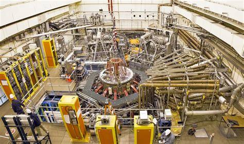 Spherical tokamak as model for next steps in fusion energy