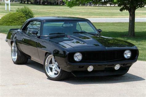 1969 CHEVROLET CAMARO SS CUSTOM COUPE - Front 3/4 - 115945