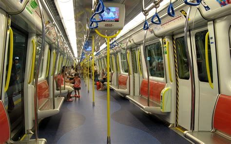 Interior of Hong Kong MTR SP1900 train | Source: Wikipedia c… | Flickr