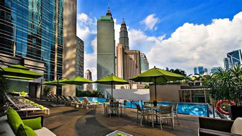 IMPIANA KLCC HOTEL - YouTube