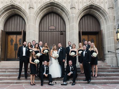 10 Wedding Party Photos You Should Take on Your Wedding Day!