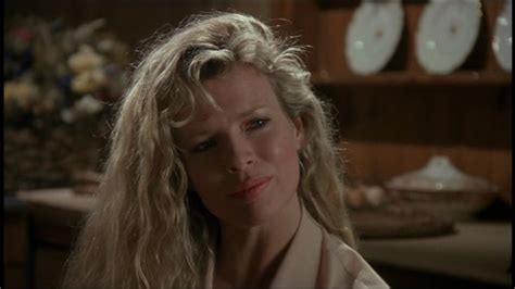 vicki vale - Google Search in 2020 | Kim basinger, Batman pictures, Motion picture