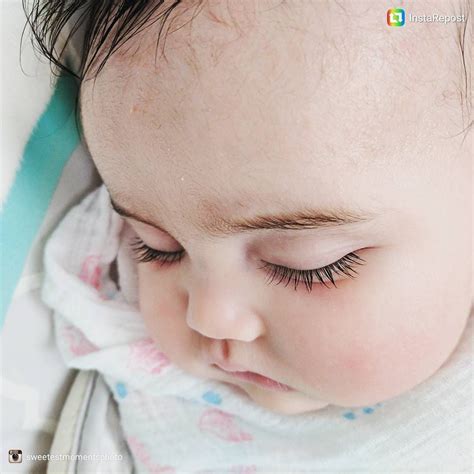 Lashes for days . . . . @sweetestmomentsphoto @littlegirl_bigadventures | Baby face, Face, Lashes