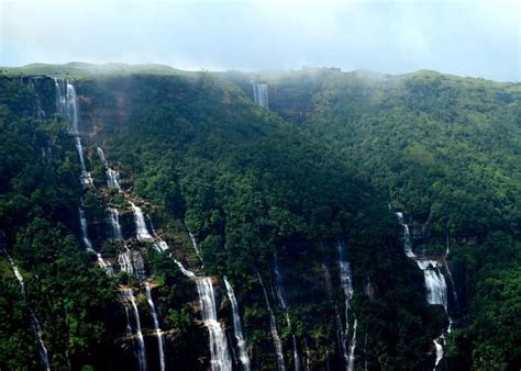 Caves in Cherrapunji: Burrow Through The Longest Caves In India