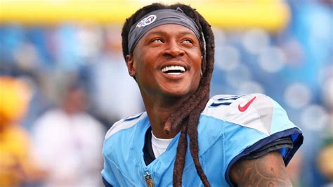 Chiefs Acquire DeAndre Hopkins from Titans in Shocking Trade - BVM Sports