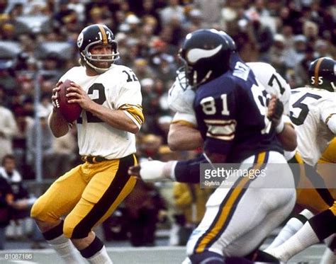 Pittsburgh Steelers Hall of Fame quarterback Terry Bradshaw goes back ...