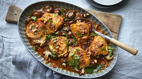 Slow cooker chicken chasseur recipe - BBC Food