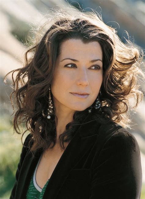 Amy Grant Biography, Amy Grant's Famous Quotes - Sualci Quotes