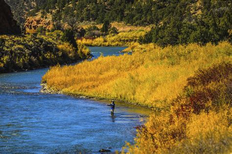 Some drought-imposed fishing limits lifted on Colorado River | AP News