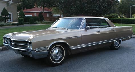 1965 Buick Electra 225 - Information and photos - MOMENTcar