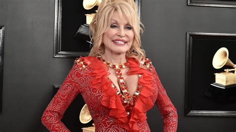 Dolly Parton shares an emotional video to celebrate her 75th birthday! | YAAY