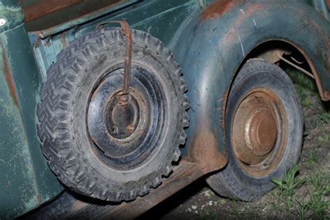 1947 Ford Pickup ½ Ton – Barn It Up