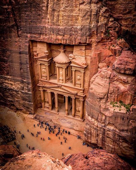 The ancient ruins of Petra 🏜 Which one is your favorite, 1-2-3-4-5-6-7?😍 Courtesy of @coryschadt ...