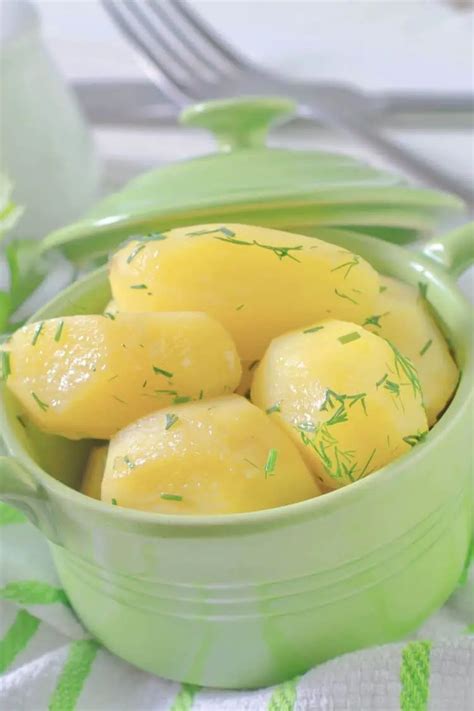 How to Boil Potatoes: 4 Methods Plus Recipes – Snappy Living