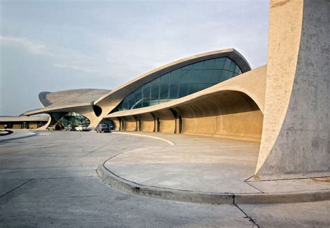 kennedy airport twa terminal - Google Search | Eero saarinen architecture, Airport design ...