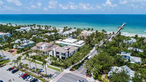 Old Naples Real Estate: Old Naples Beachfront Homes