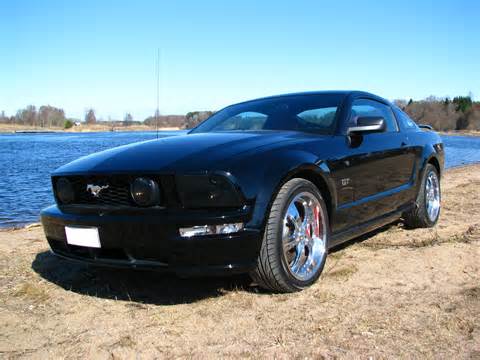 File:Ford-mustang-gt-2005-black.png