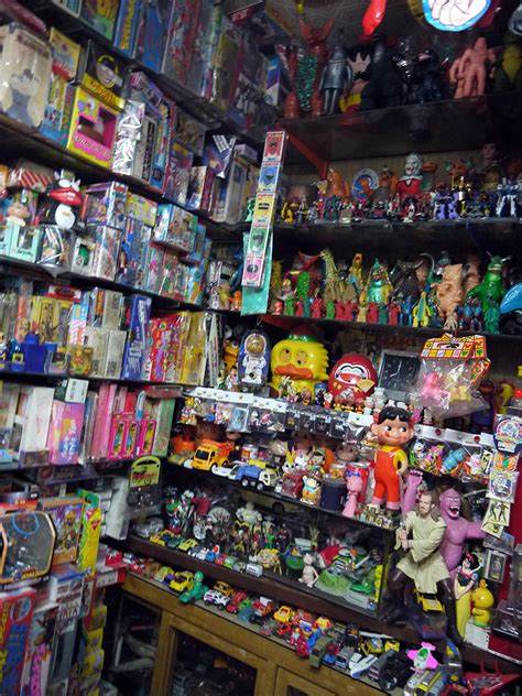 Vintage Toy Museum in Japan: Aton