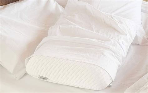 Tuft & Needle's Foam Pillow Is 15% Off Right Now on Amazon