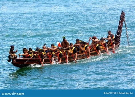 Maori Waka (canoe) On Lake Rotoiti Editorial Image | CartoonDealer.com #29128132