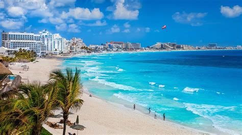 Cosa fare e cosa vedere a Cancun in Messico: vita notturna e spiagge