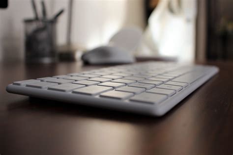 Microsoft Designer Compact Keyboard review: A keyboard for minimalists ...