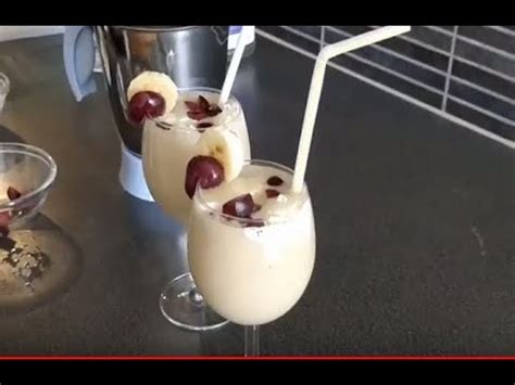 Banana shake with ice cream | Banana Milkshake with ice cream | Banana ...