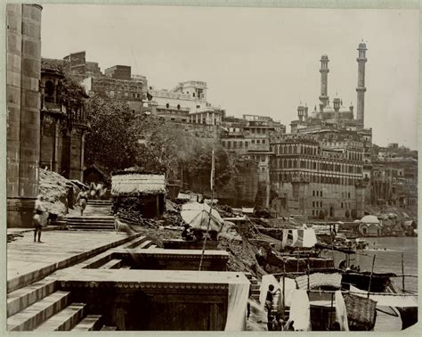 Benares Ghats - India 1890s - Old Indian Photos