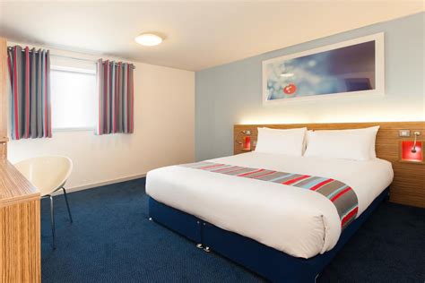 Travelodge Bracknell Central, Bracknell | Best deals | lastminute.com