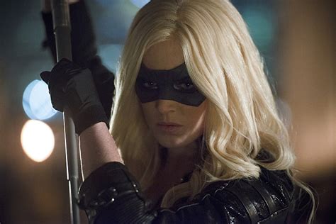 Will Sara Lance Return To 'Arrow' Thanks To The Lazarus Pit? Black ...