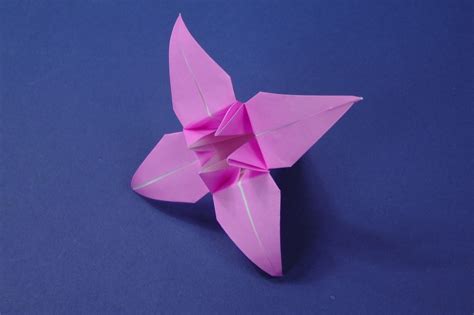 Origami Lily Flower Instructions - Tavin's Origami