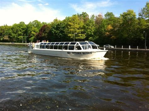 Canal Boat: Ottawa Rideau Canal Boat Tours