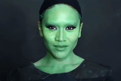 Go Green This Halloween with These DIY Gamora Makeup Looks « Halloween Ideas :: WonderHowTo