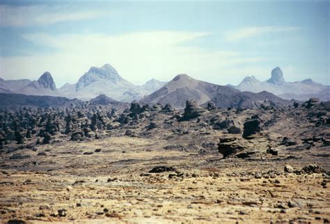 The forgotten volcanoes of Chad Part I | VolcanoCafe