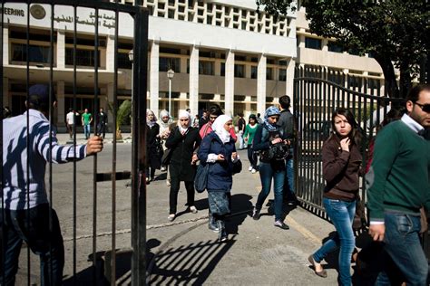 "جامعة دمشق" تصدر تعميما وتهدد بفصل الطلاب | شبكة شام الإخبارية