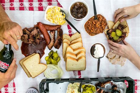 Barbecue Chain Rudy’s Bar-B-Q Opens New Rosedale Restaurant - Eater Austin