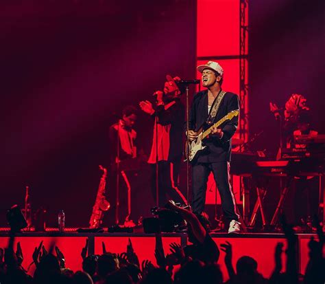 Here's What Bruno Mars' 24K Magic Tour Looks Like | Live Nation TV