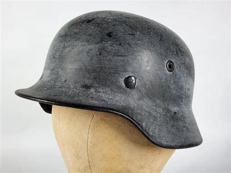 ORIGINAL WWII GERMAN M40 HELMET | Live and Online Auctions on HiBid.com