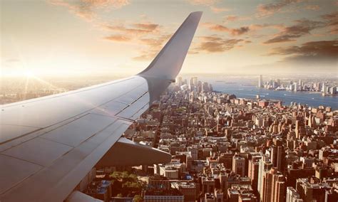 How Long is the Flight from California to New York? - The Family Vacation Guide