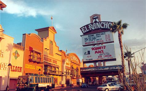 Vintage Las Vegas — El Rancho, Las Vegas, 1991. Photo by Frederic